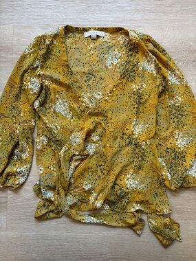 LOFT Yellow Golden Floral Wrap Top Women’s Size Extra Small Petite, Adjustable